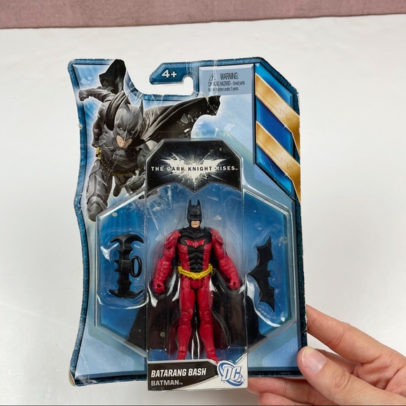 Batman Batarang Bash a the Dark Knight Figure New - Picture 1 of 6